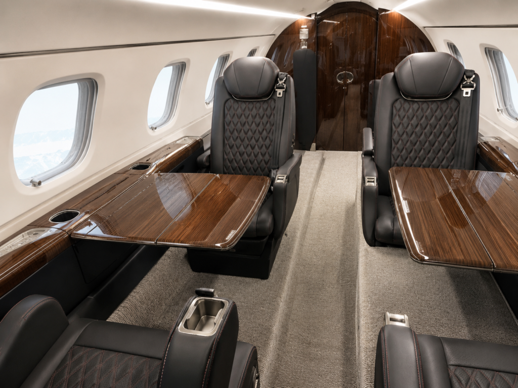 2023 Embraer Phenom 300E